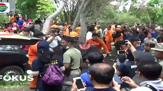 Setelah berhasil dievakuasi, para korban kemudian dibawa ke Rumah Sakit Sanglah Denpasar untuk divisum.