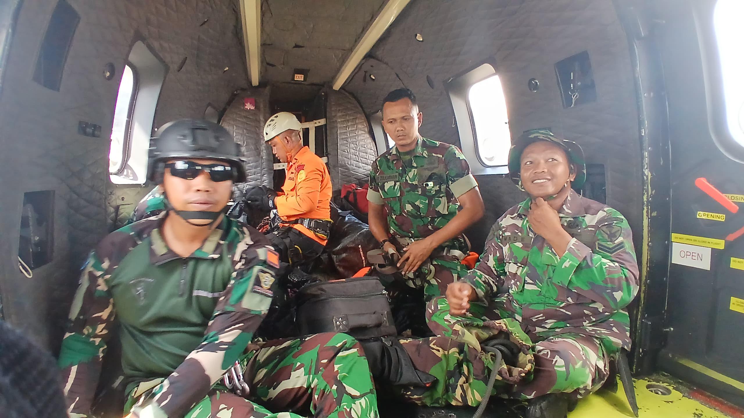 Helikopter Jatuh di Kalbar 6 Orang Hilang