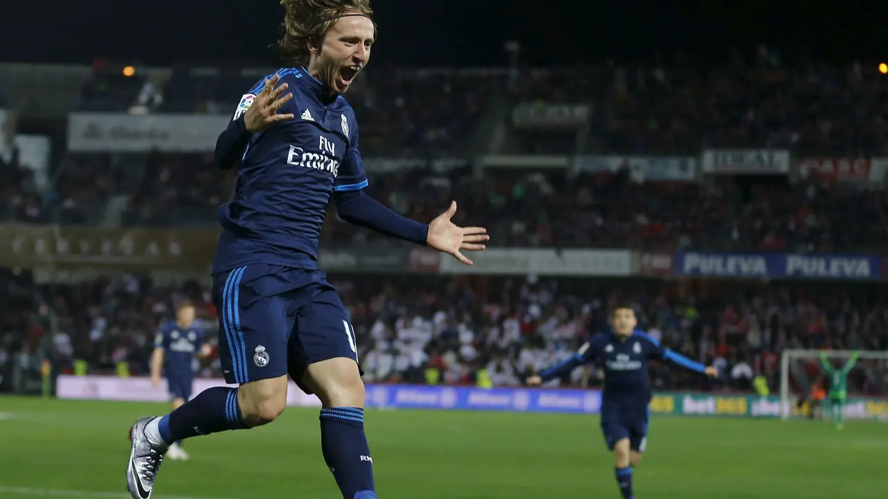 Luka Modric di laga Granada vs Real Madrid (Reuters)