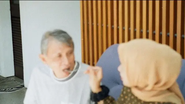 Disebut Mirip Adik Ipar, Ini Momen Enzy dan Keluarga Molen di Bandung