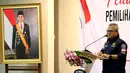 Ketua KPU RI Arief Budiman saat memberikan sambutannya di Gedung KPU, Menteng, Jakarta Pusat, Rabu (14/6). Dengan peluncuran tersebut menandakan bahwa pemilihan kepala daerah tinggal satu tahun lagi.  (Liputan6.com/JohanTallo)