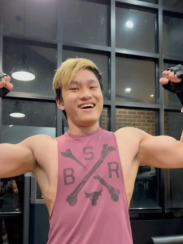 Azka Corbuzier dulu imut sekarang punya badan kekar