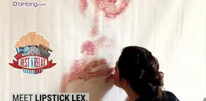 Lukisan Ini Terbuat dari Lipstick dan Kecupan