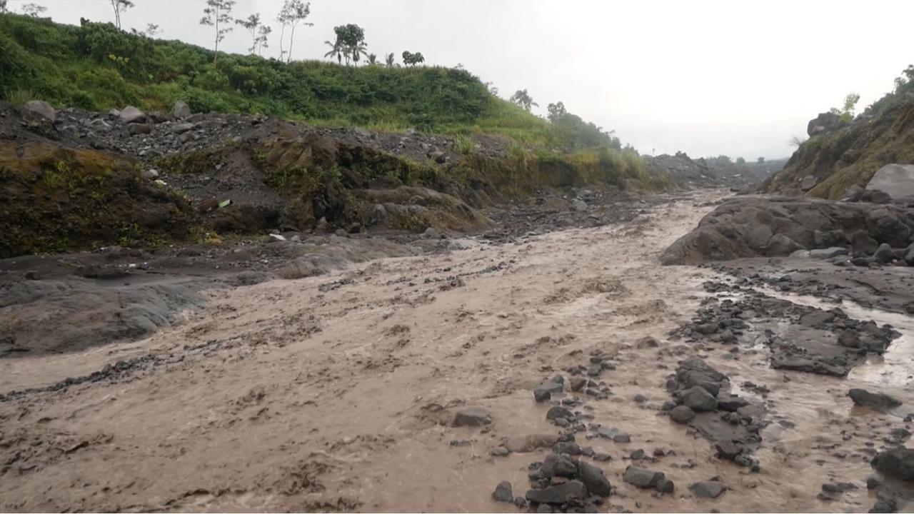 Banjir Lahar Dingin Semeru, Jalur Alternatif Antar Kabupaten Ditutup Sementara