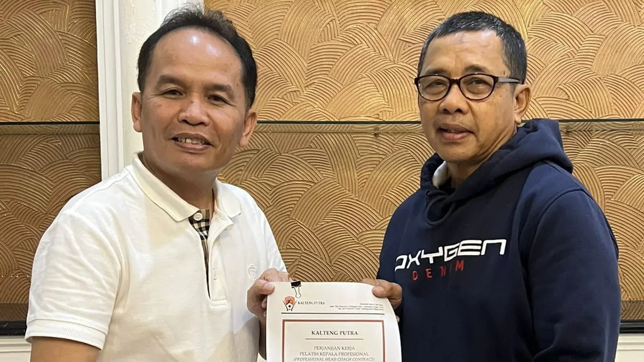 Pelatih baru Kalteng Putra Jafri Sastra