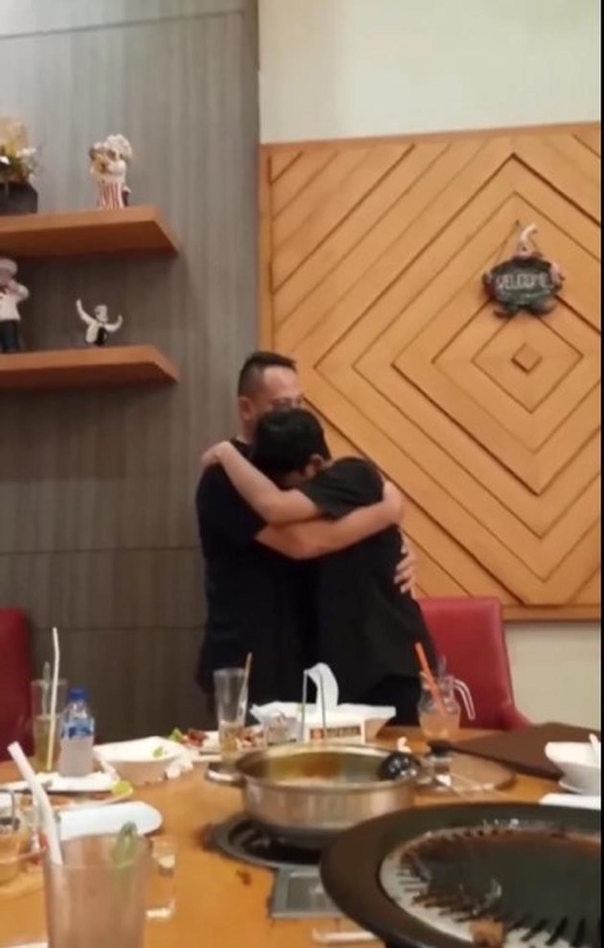 Tak Bertemu 16 Tahun