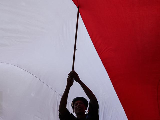 Sambut Asian Games Paskibraka Arak Bendera Merah Putih Raksasa Asian Games Liputan6 Com