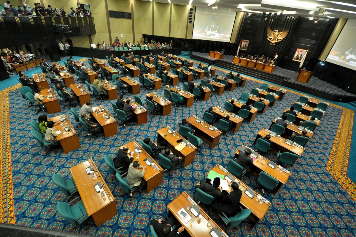sidang DPRD DKI Jakarta bahas hak angket