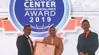 bank bjb mendapat penghargaan Contact Center Service Excellent Award 2019. (foto: dok. bjb)