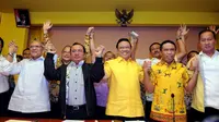 Agung Laksono di Sidang Kisruh Golkar: Jangan Tegang-tegang