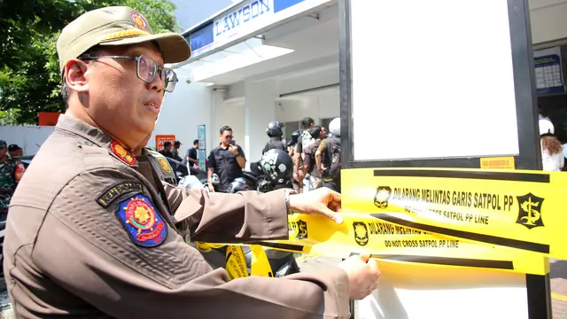 Penertiban Izin Parkir Toko Swalayan, Wali Kota Eri: Demi Lindungi Konsumen dan Pengusaha