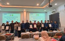 Karina Soerbakti Hadiri Penyerahan Simbolis Ijazah di SMK Yasbam Kota Bogor