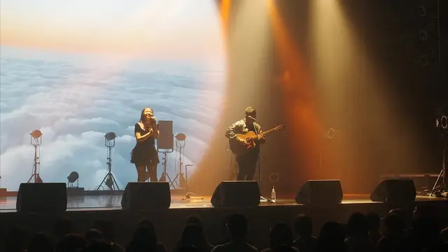 Panggung Bernadya Tampil di Jepang. [@bernadyaribka]