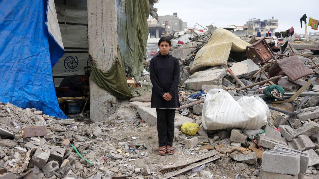 Potret pilu warga Palestina dan rumahnya yang hancur lebur akibat serangan Israel di Jalur Gaza