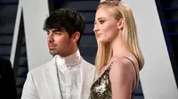 Joe Jonas dan Sophie Turner (Dia Dipasupil / GETTY IMAGES NORTH AMERICA / AFP)