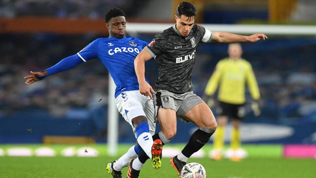 Joey Pelupessy - Everton Vs Sheffield Wednesday di Piala FA 2020/2021