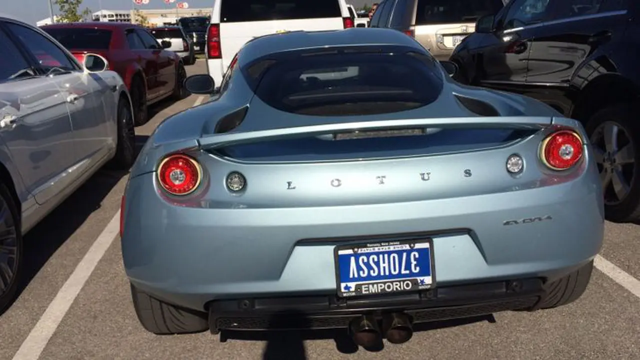 Begini Cara Pemilik Lotus Evora Agar Tak Kalah Pamor