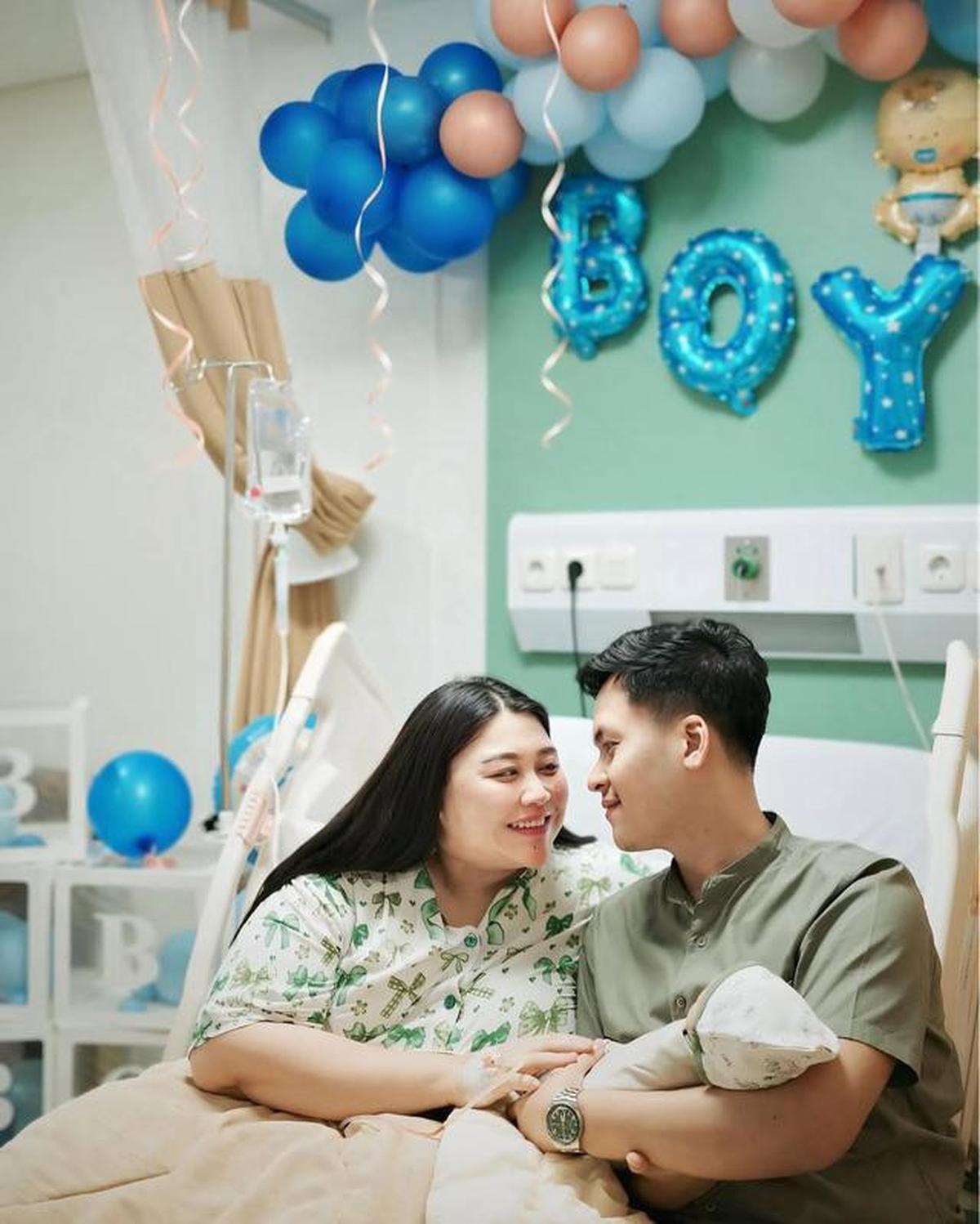 9 Artis Ini Resmi Jadi Ibu di Tahun 2025, Penuh Bahagia Sambut Anak Pertama