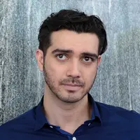 Syukuran film Pengabdi Setan dengan anak yatim (Deki Prayoga/bintang.com)