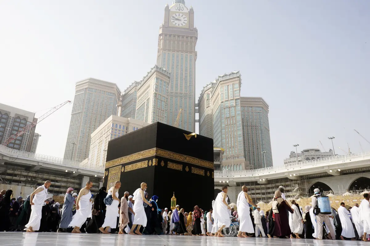Cegah Penyebaran Corona, Warga Arab Saudi Dilarang Umrah