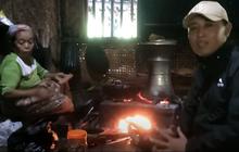 Pasangan Lansia Hidup dengan Damai di Tengah Hutan, Rumahnya Sederhana Berdinding Bilik Bambu