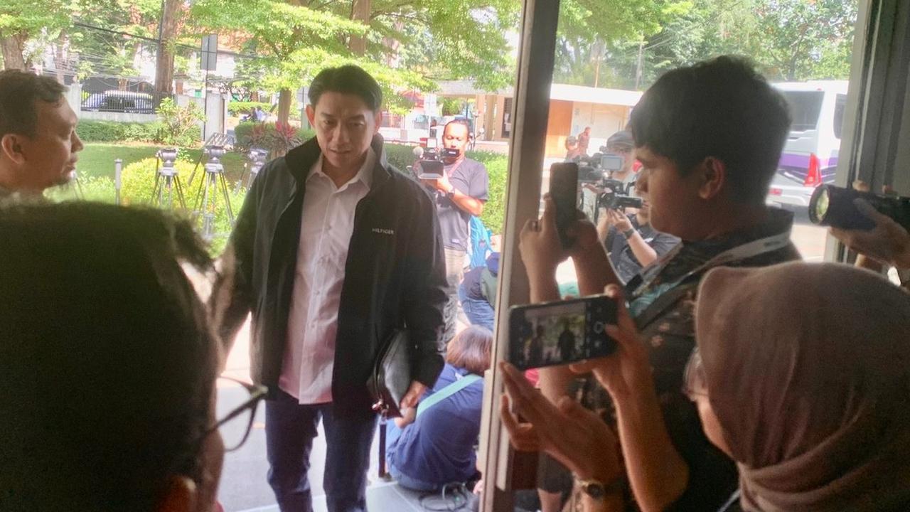 Dasco Tinjau PFN, Ifan Seventeen Baru Muncul Setelah 40 Menit