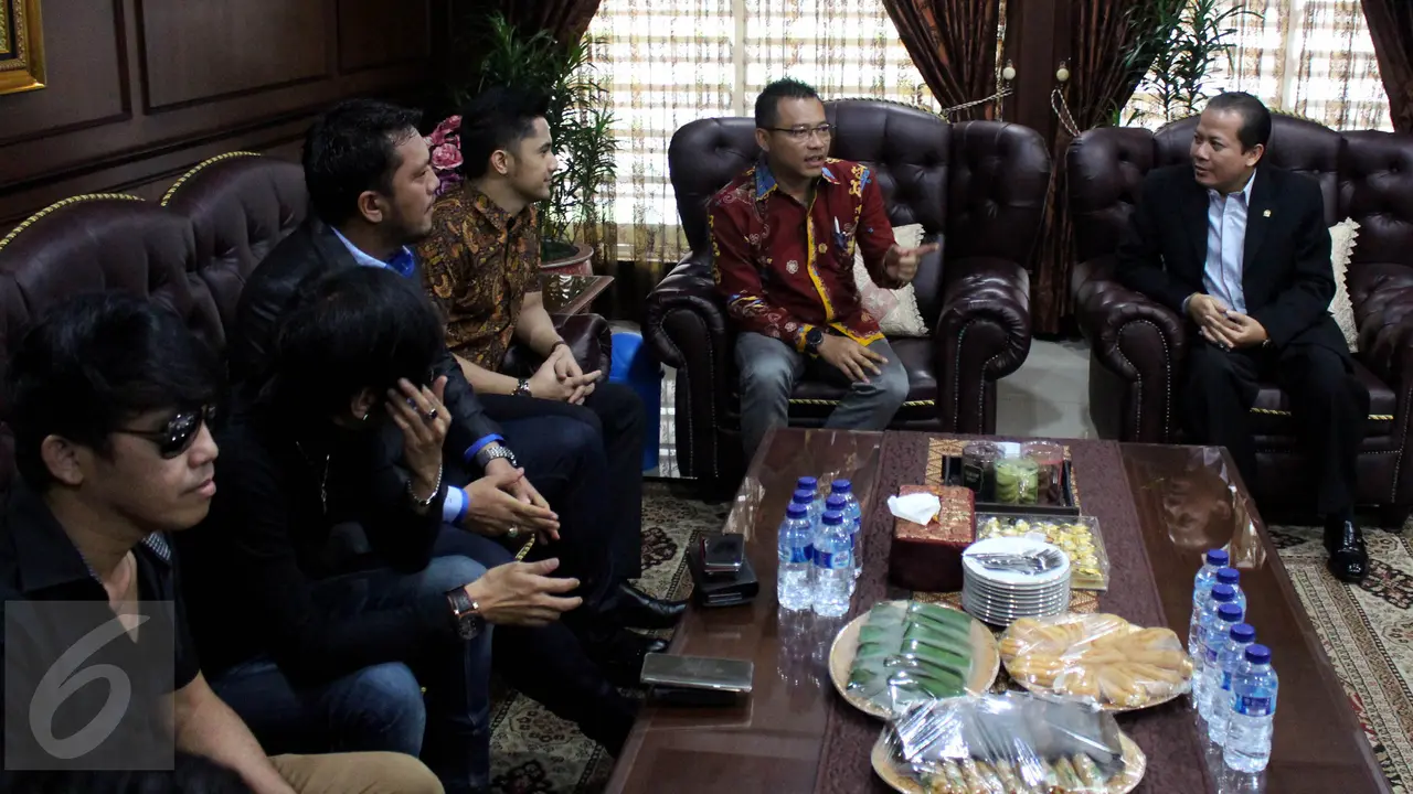 20160118-Artis dan Musisi Sambangi Pimpinan DPR