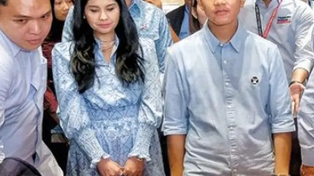 Adu Gaya Pendukung Gibran Rakabuming Saat Debat Cawapres 2024, dari Erina Gudono, Arumi Bachsin, hingga Azizah Salsha