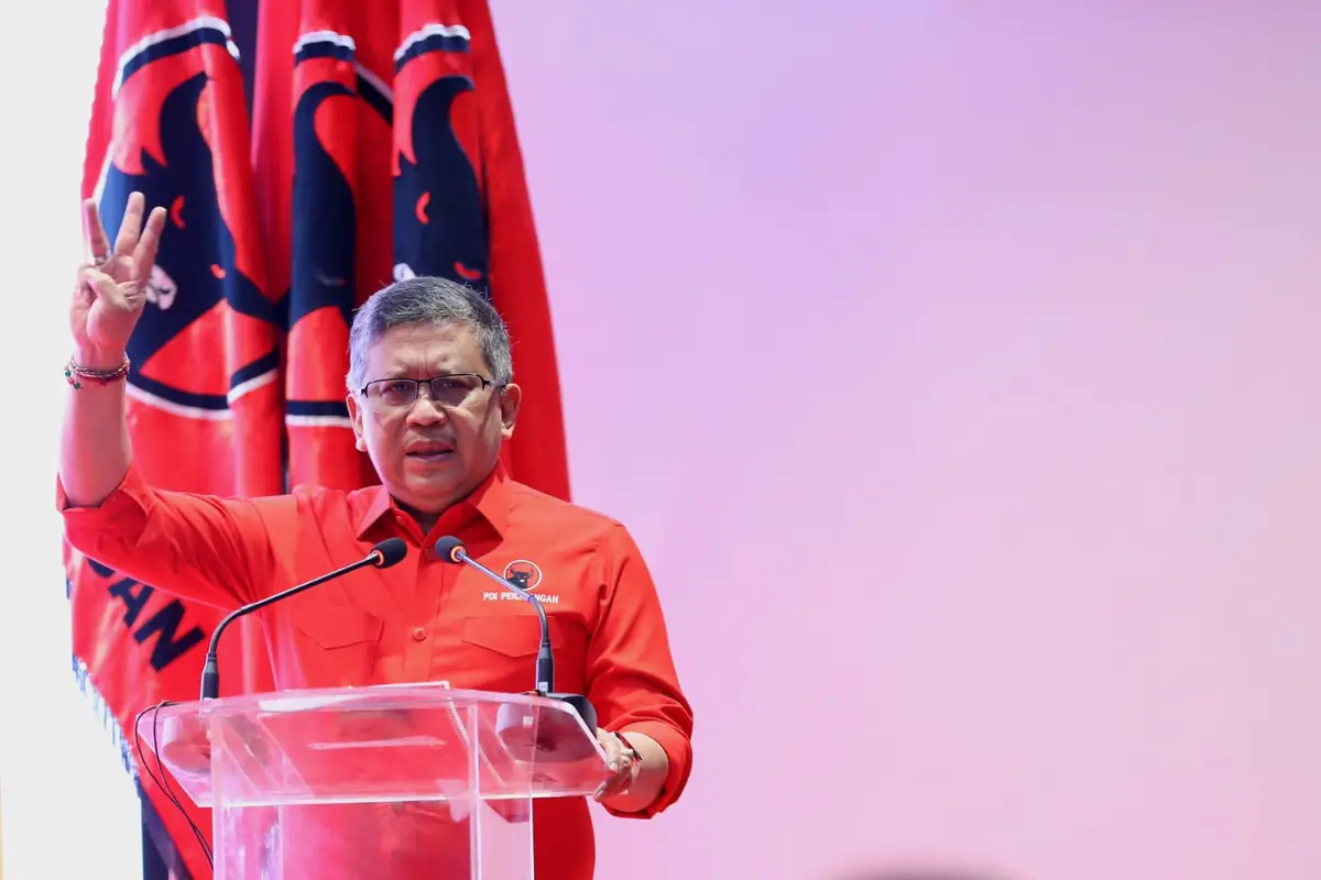 Sekretaris Jenderal DPP PDI Perjuangan (PDIP) Hasto Kristiyanto membuka rapat kerja daerah (Rakerda) IV DPD PDIP Provinsi Lampung, yang dilaksanakan di Kota Bandar Lampung, pada Kamis (10/8/2023).