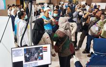 Kepulangan Jamaah Haji Kloter Pertama Surabaya: 378 Jemaah Tiba, Layanan Seamless Corridor Permudah Proses