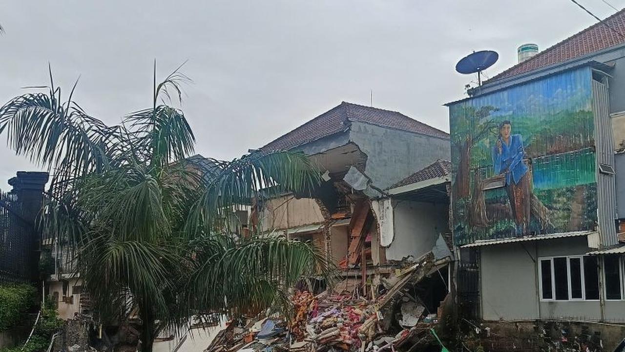 Fakta Unik: Bupati Gianyar Serahkan Bantuan Bedah Rumah Senilai Rp60 Juta untuk Korban Banjir, Ini Detailnya!