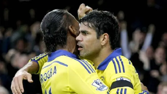 Diego Costa (kanan) dan Didier Drogba memperkuat Chelsea pada 2014/2015. (Ist)