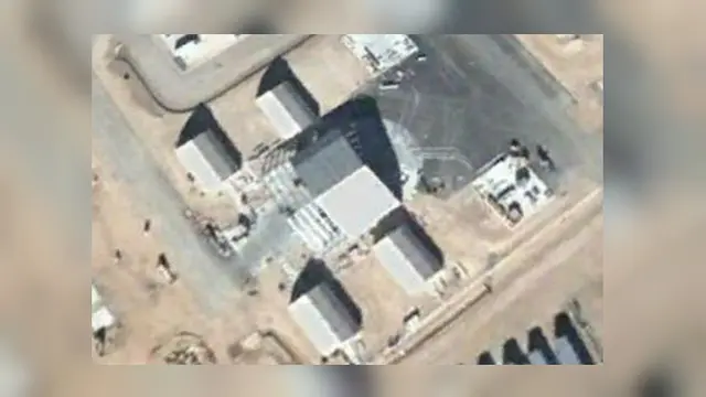 UFO dengan ukuran 30 meter yang ditemukan di Area 51 (Foto: Google Maps).