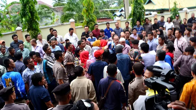 Gubernur Bengkulu Ridwan Mukti Dionis 8 Tahun Penjara
