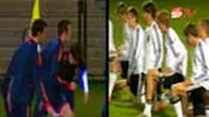 Tim "Der Panzer" akan tetap bermain menyerang saat berhadapan dengan Spanyol di semifinal kedua Piala Dunia 2010 di Durban, Afsel. Pertandingan dini hari nanti seolah mengulang pertarungan Euro 2008 antar kedua tim nasional ini yang kala itu dimenangkan S