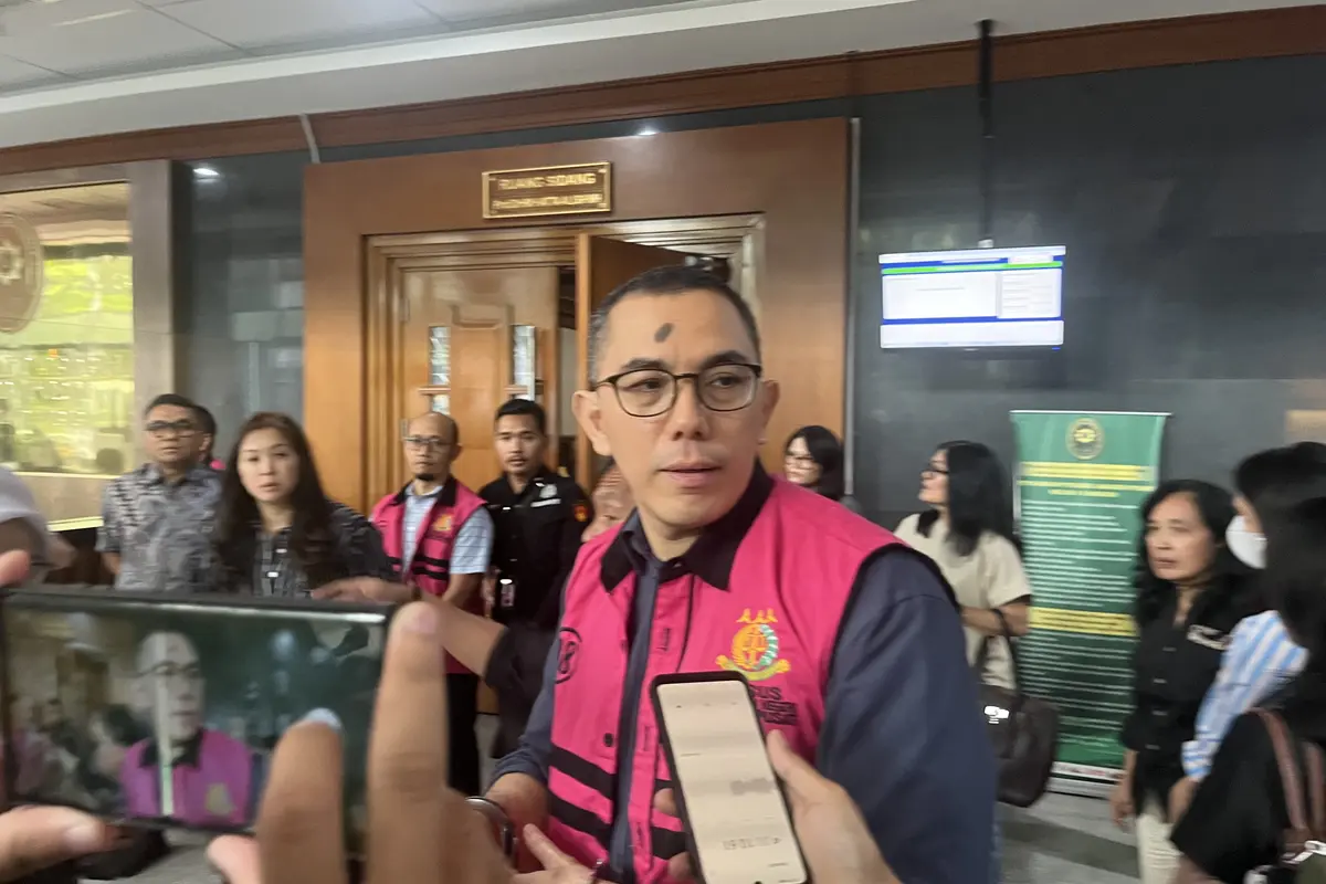 Eks Dirut PT PIS Bantah Terima Imbalan dari Kerry Adrianto di Kasus Minyak Mentah