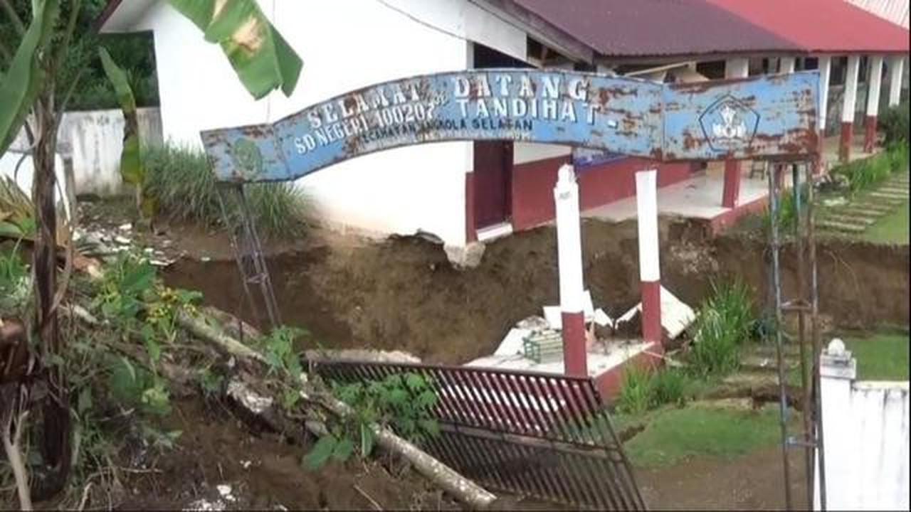 Bencana Tanah Bergerak Terjang Tapanuli Selatan Usai Banjir Bandang, Ratusan Rumah Warga Hancur Ditelan