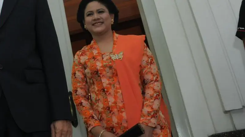 Top 5 Lifestyle: Kebaya Kutu Baru Iriana Jokowi Jadi Favorit