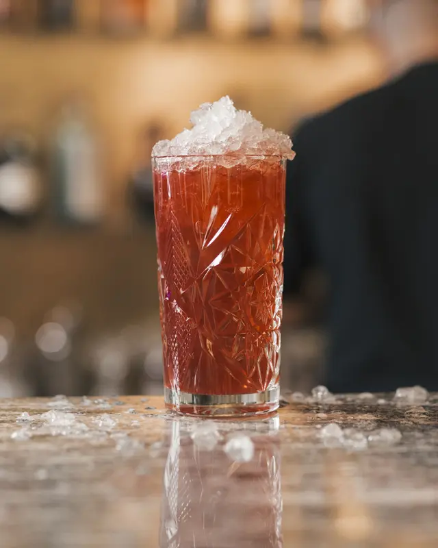 Mitos atau fakta: Minum es bikin cepat lelah? Begini penjelasannya