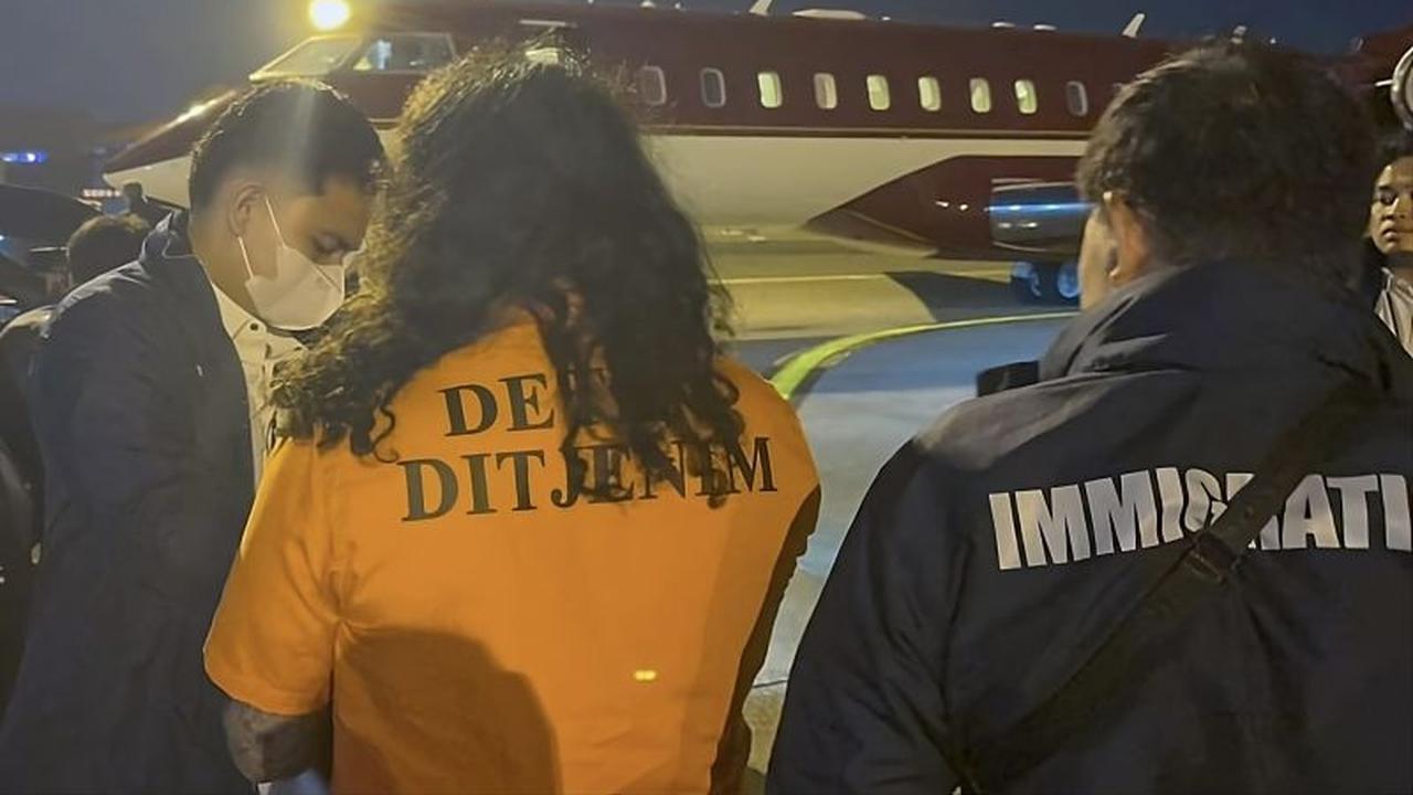 Imigrasi Deportasi WNA Berprofesi DJ dan Penari, Visa Bebas Kunjungan dibuat Bekerja