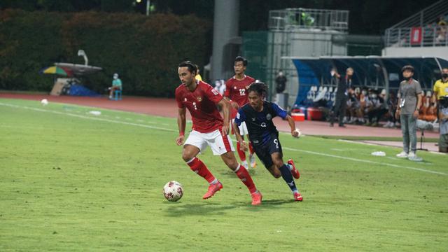 Striker Timnas Indonesia, Ezra Walian ketika melawan Kamboja di Piala AFF 2020. (PSSI).