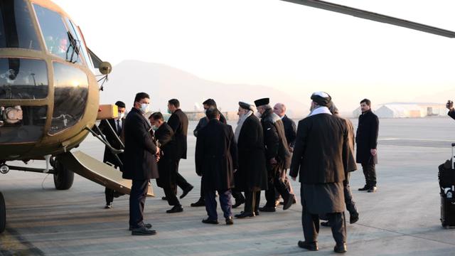 Jusuf Kalla beserta rombongan tiba di Afganistan dan dijemput helikopter militer. (Istimewa)