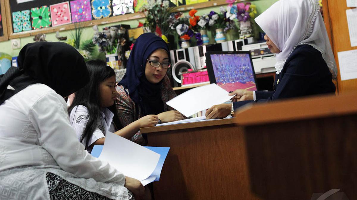 250 Contoh Catatan Wali Kelas di Rapor Siswa Semester 2, Mulai dari PAUD, SD, SMP, hingga SMA