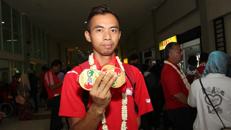 Salah seorang atlet Indonesia yang meraih empat medali di ASEAN Para Games (APG) 2015