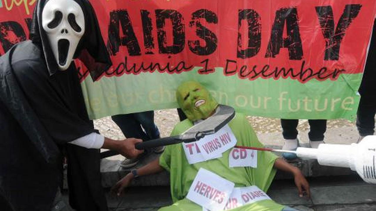 Mahasiswa peringati Hari HIV/Aids se-dunia di Bundaran HI