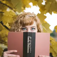 Ilustrasi Membaca Buku Credit: pexels.com/Marius