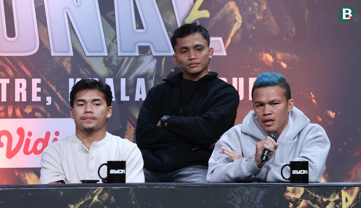 Petarung Indonesia, Haris Sofyan, memberikan keterangan saat jumpa pers Byon Combat Showbiz Vol.7 di SCTV Tower, Jakarta, Kamis (12/3/2026). (Bola.com/M Iqbal Ichsan)