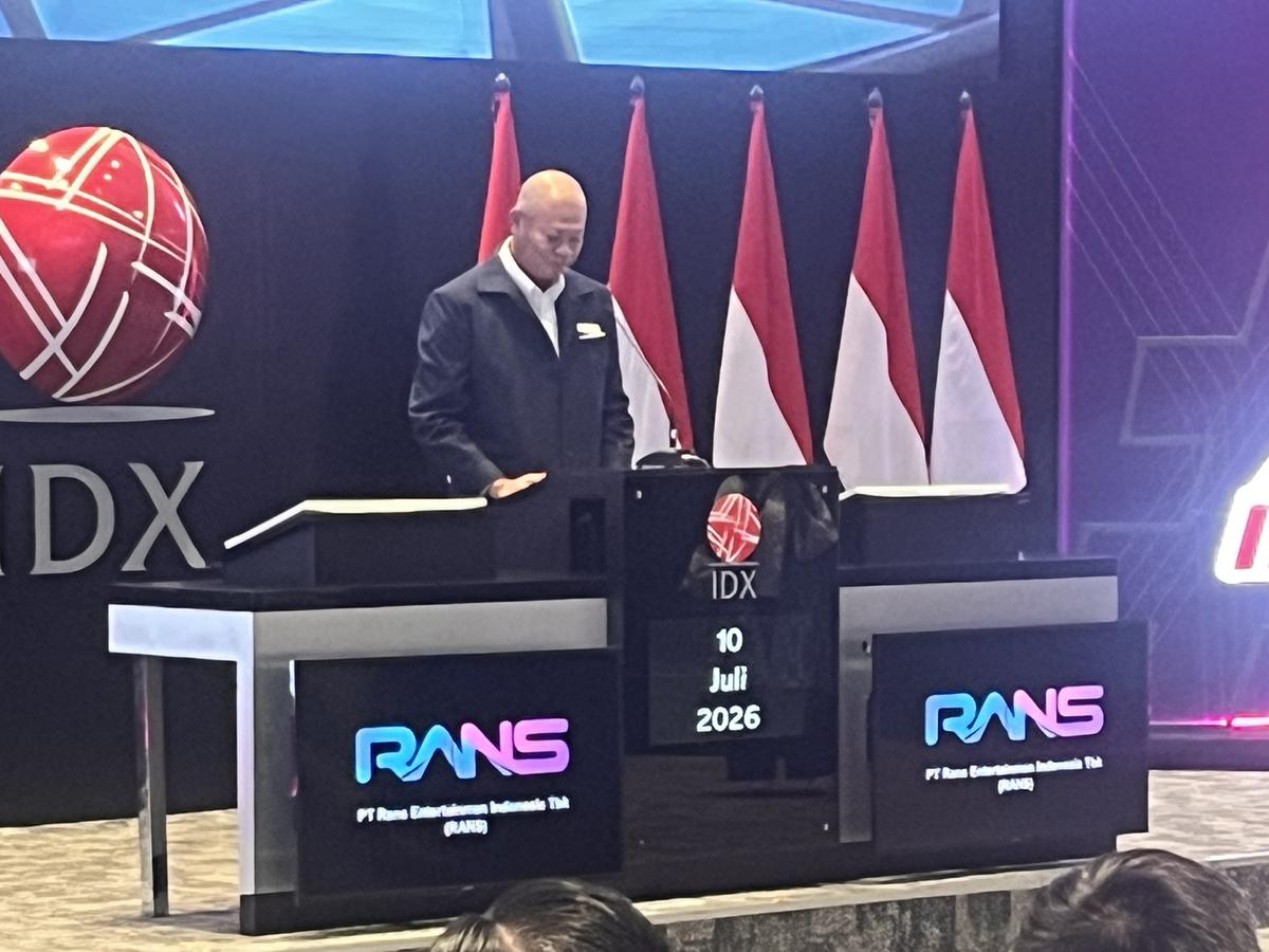 Direktur Penilaian Perusahaan BEI, Saidu Solihin saat pencatatan saham PT RANS Entertainmen Indonesia Tbk (RANS), Jumat, (10/7/2026). (Foto: Liputan6.com/Immanuel Christian)