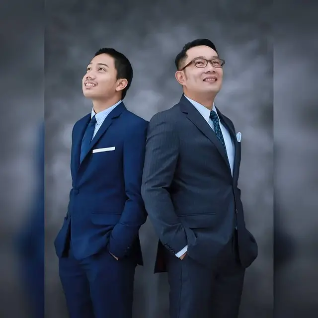 Belum Ditemukan, Ini 6 Potret Kebersamaan Ridwan Kamil dan Putra Sulungnya