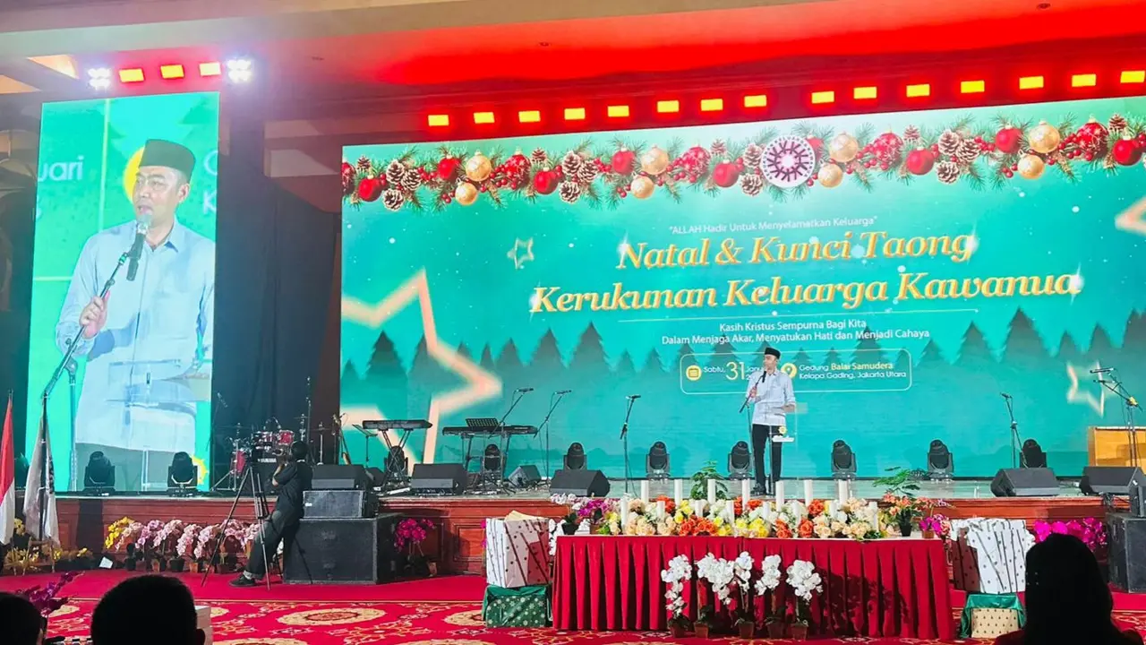 Staf Khusus Menteri Agama Republik Indonesia, Gugun Gumilar, saat Perayaan Natal dan Tahun Baru 2026 di Kerukunan Keluarga Kawanua bersama ribuan jemaat dan Ketua Umum DPP Angelica Tengker yang digelar di Jakarta (Istimewa)
